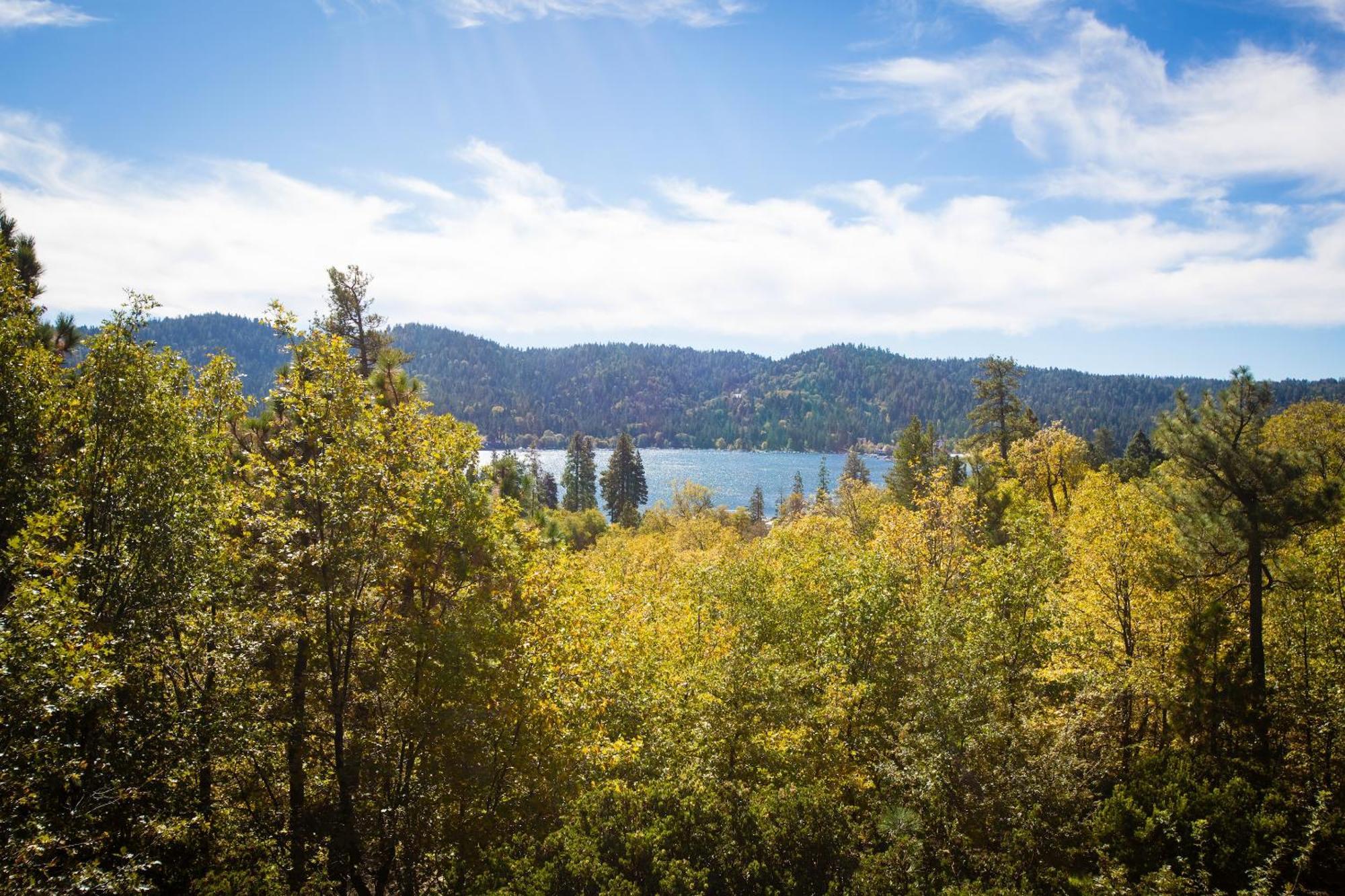 Ucla Lake Arrowhead Lodge מראה חיצוני תמונה